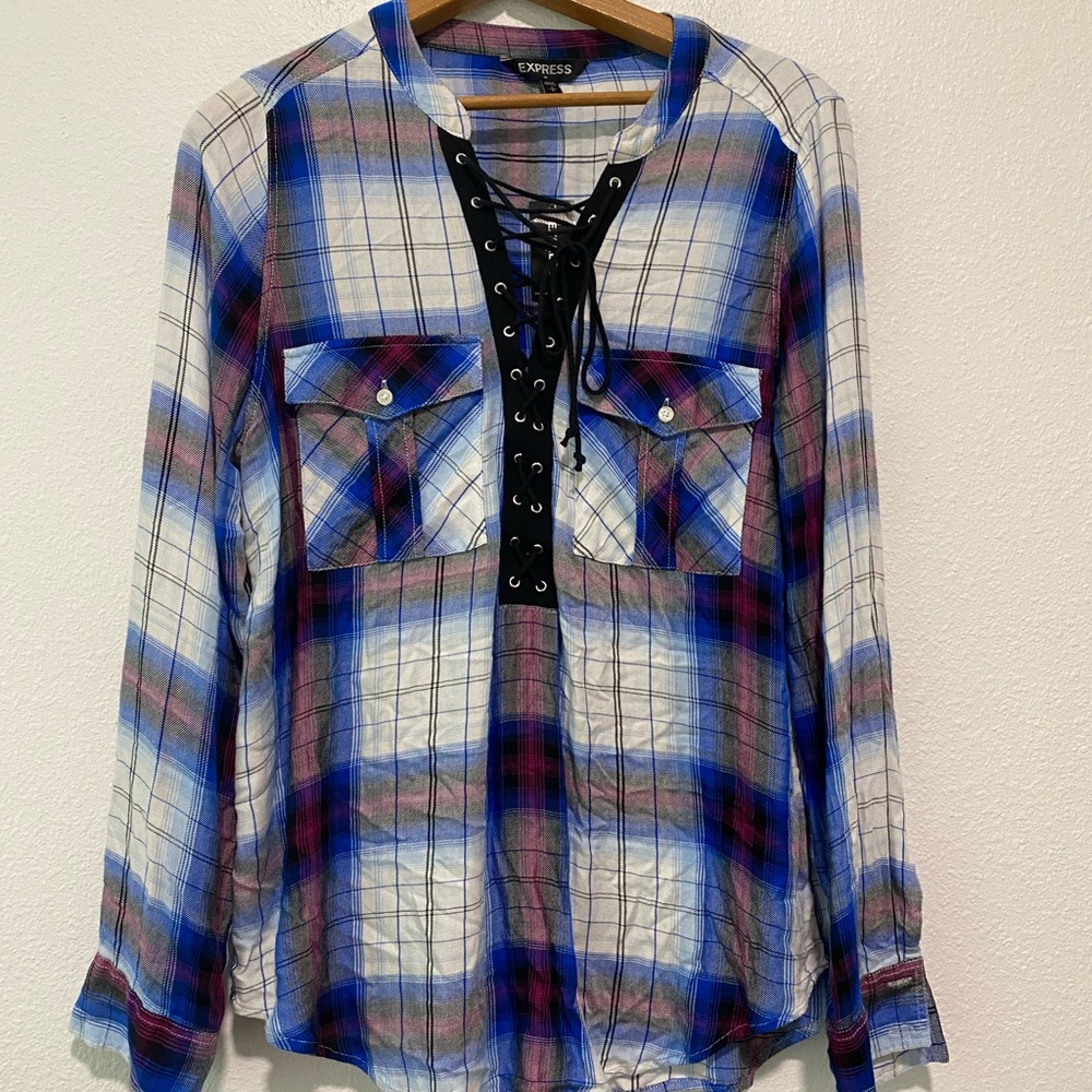 Women’s Express Criss Cross Plaid Top SZ S